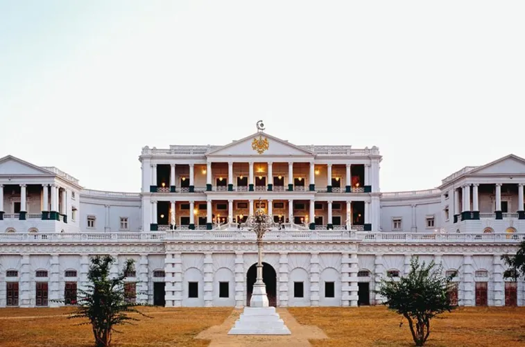 Falaknuma Palace A Majestic Getaway in the Heart of Hyderabad